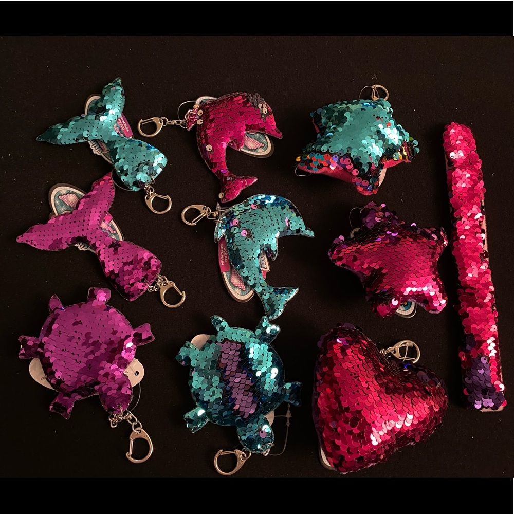 Brand New, 4 Shimmering Sequin Keychains